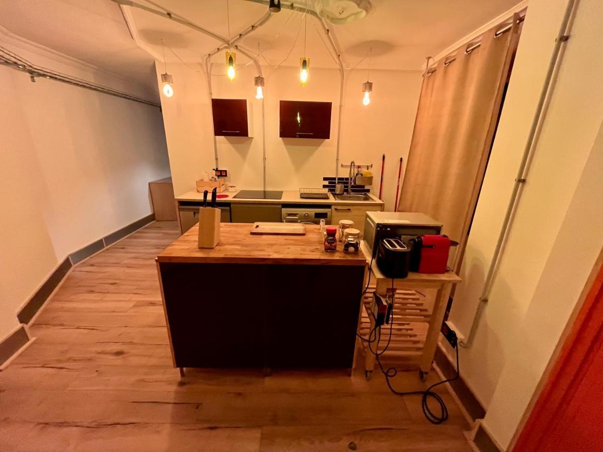 Lotila Flats Mieres Apartamento Mieres  Exterior foto