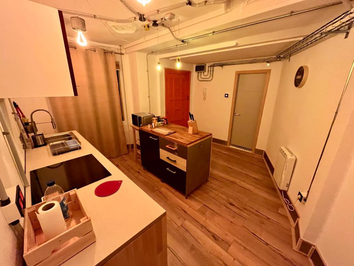Lotila Flats Mieres Apartamento Mieres  Exterior foto